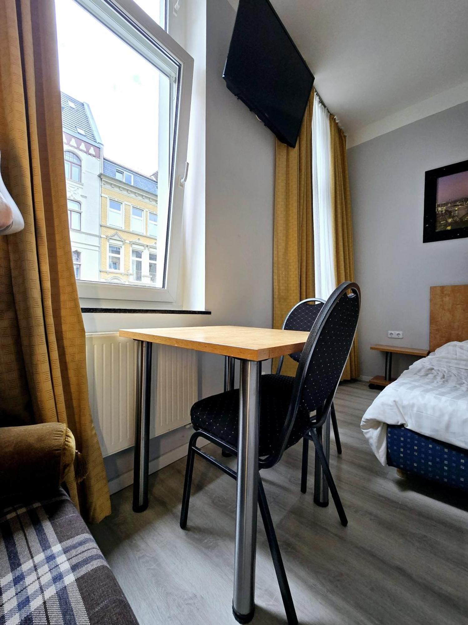 City Hotel Storch Cologne Extérieur photo