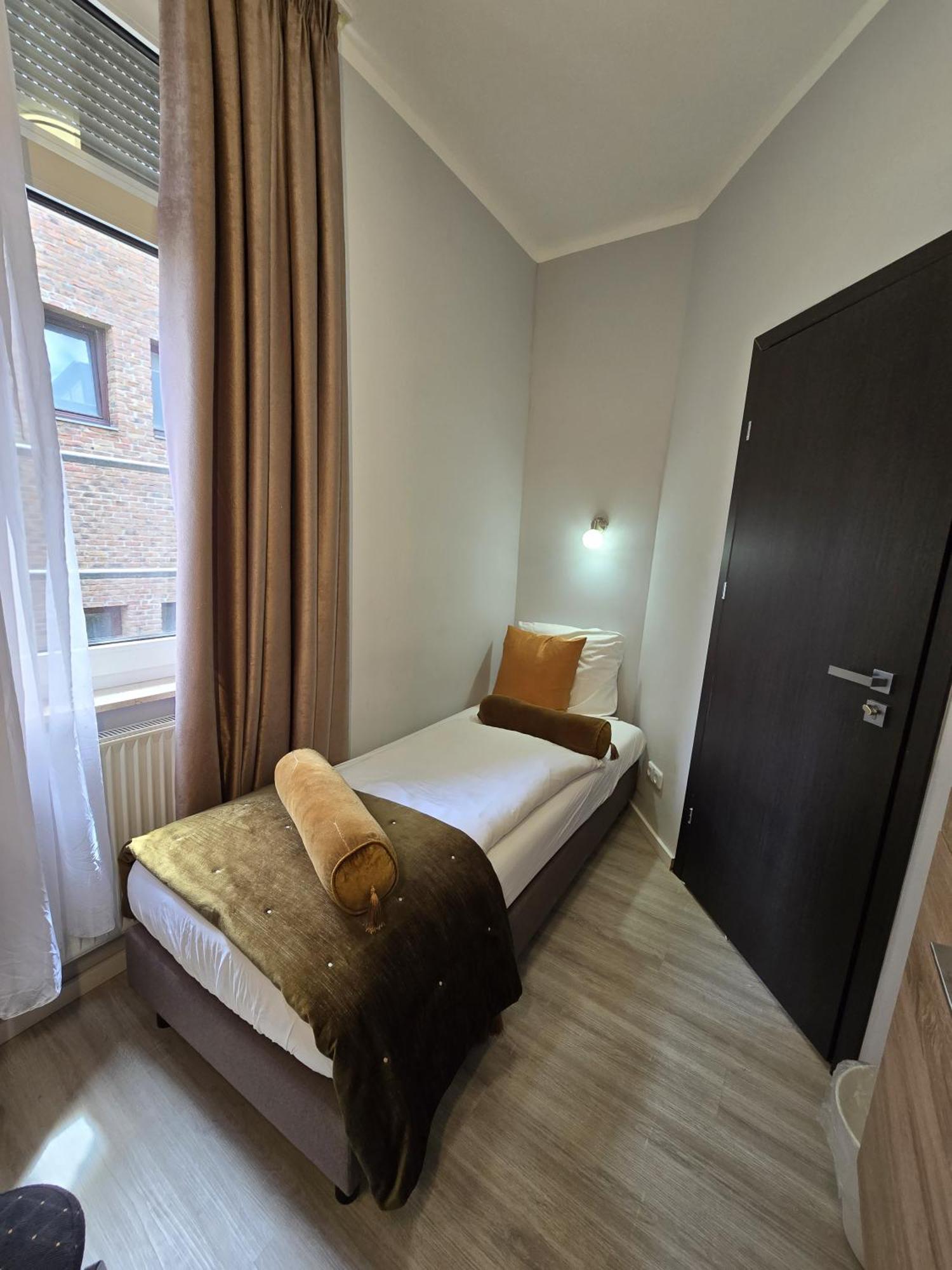 City Hotel Storch Cologne Extérieur photo