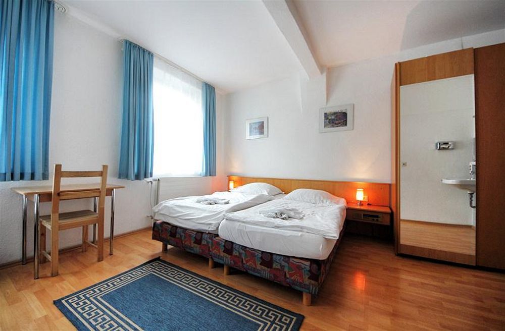 City Hotel Storch Cologne Extérieur photo