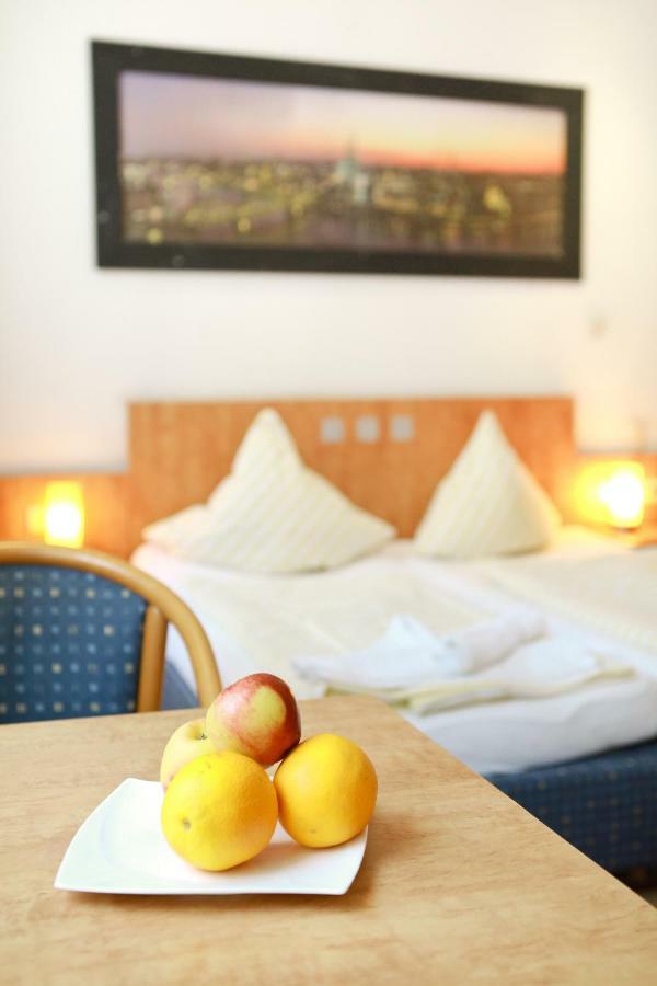 City Hotel Storch Cologne Extérieur photo